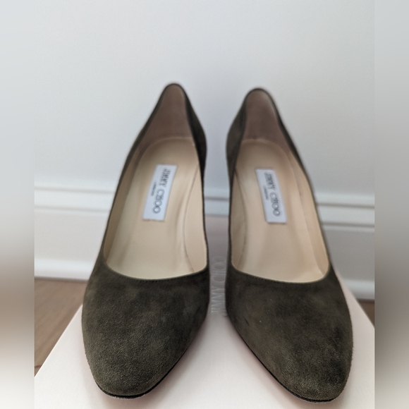 EUC Authentic Jimmy Choo 132Gilbert Suede Pumps (Size 39, Military Green) - Picture 4 of 9